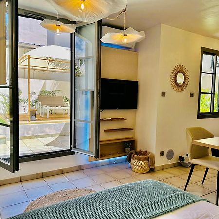 Le Coeur Daisy'L Saint Denis Centre Apartamento Exterior foto